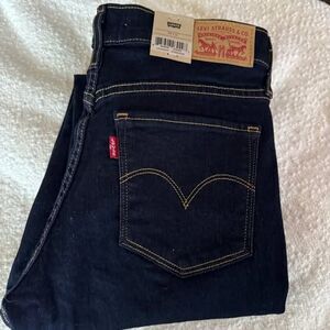 Levi 311 Shaping Skinny Women’s Jeans size 28W 30L  New With Tags